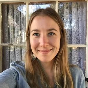 Meet your Posher, Nina